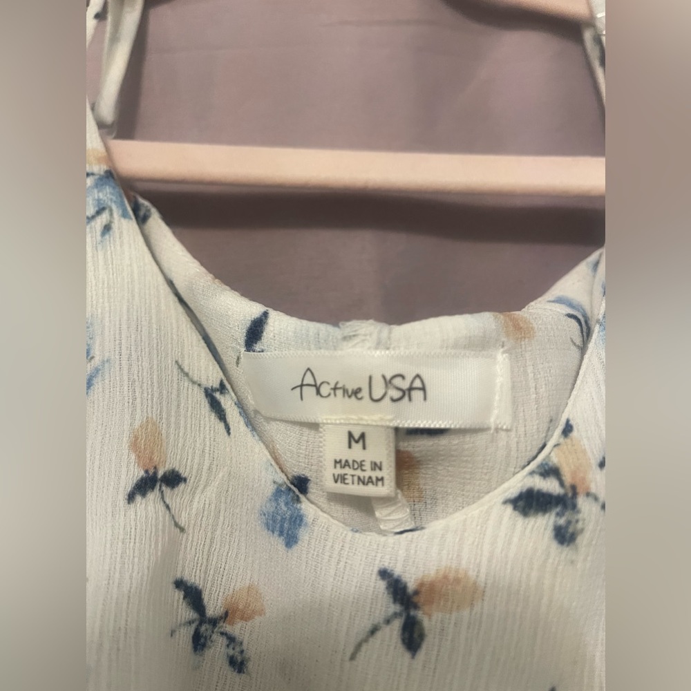 Open shoulder top - Picture 2 of 2